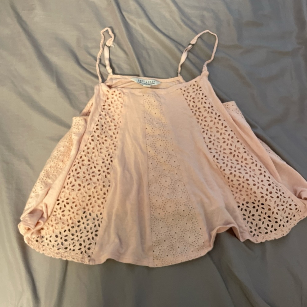 Women’s loose laced cropped cami